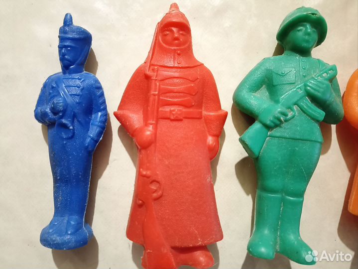 Игрушки СССР солдатики дутыши