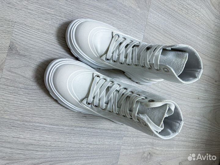 Кроссовки кеды белые