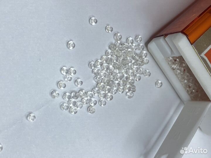 Бисер, стеклярус