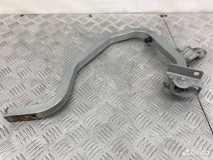 Б/У петля крышки багажника задний правый Renault