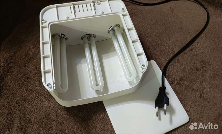 Лампа для маникюра