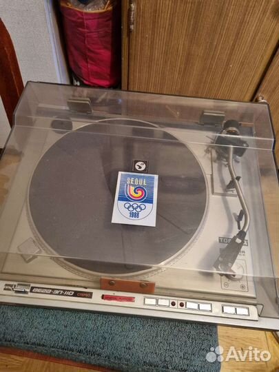 Проигрыватель 1988 год