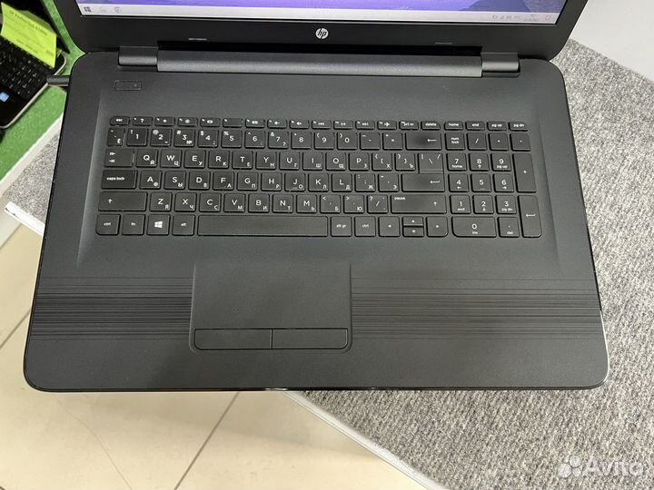 Мощный ноутбук HP 17-y009ur AMD A8 240Гб SSD
