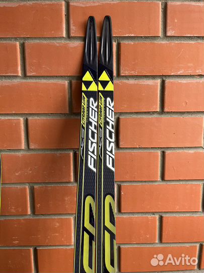 Беговые лыжи Fischer carbon lite classic, 202