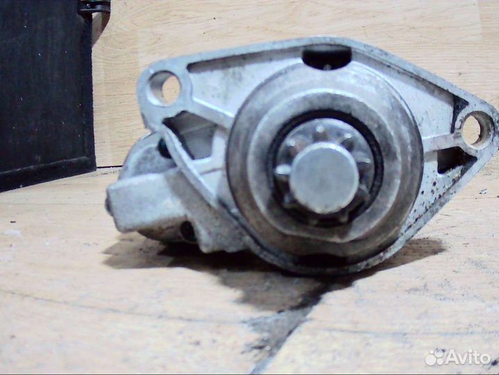 Стартер Volkswagen Polo 3 A 17 450