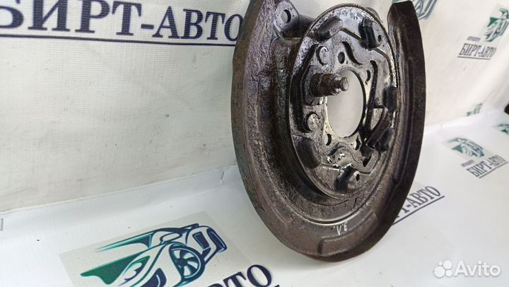 Пыльник тормозного диска задний левый Mitsubishi Galant IX рестайлинг (2006—2009)