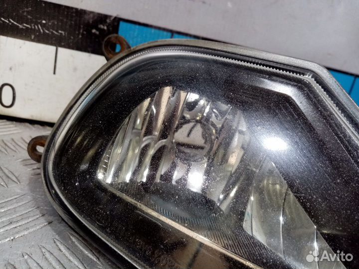 Б/У Фара противотуманная левая Touareg#001