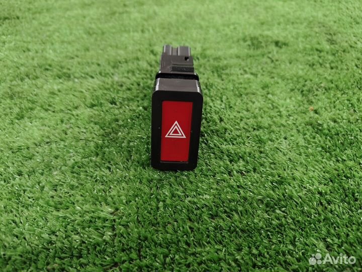 Кнопка аварийки Nissan almera n 16