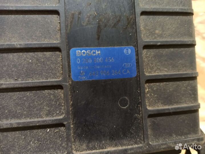 Эбу Volkswagen, Audi 443906264ca