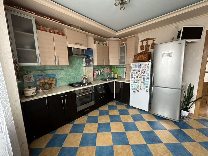 Дом 186 м² на участке 10 сот.