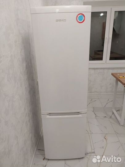 Холодильник бу