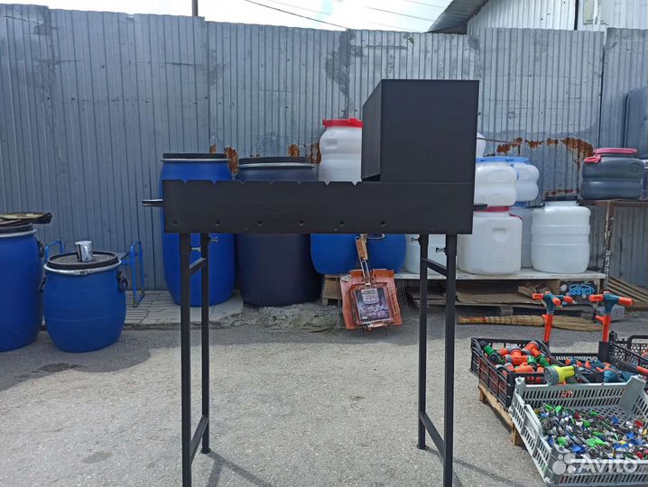 Мангал с дровником