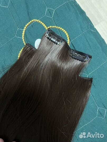 Волосы на заколках