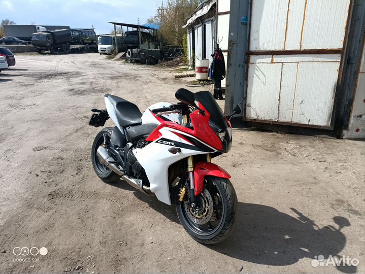 Honda CBR 600f 2012г ABS (hornet)