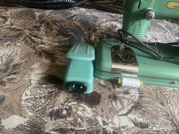 Швейная машина