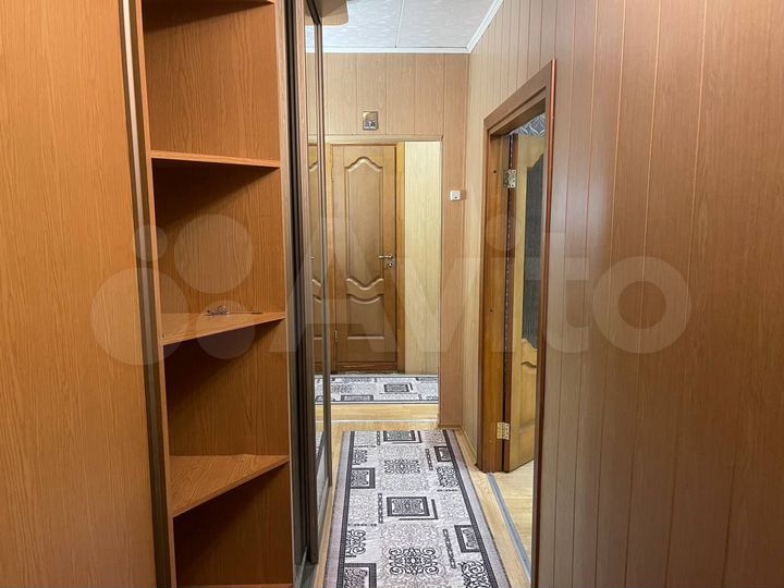 2-к. квартира, 54 м², 4/10 эт.