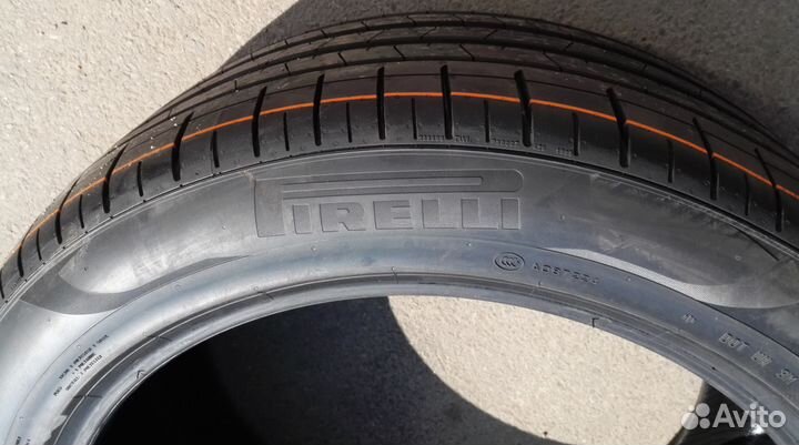 Pirelli P Zero Sports CAR 275/45 R21 107Y