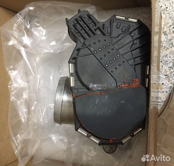 Дросельная заслонка