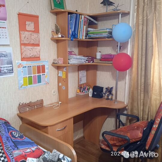 Стол для школьника