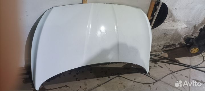Капот на hyundai solaris 1