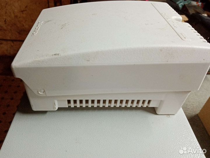 Источник бесперебойного питания