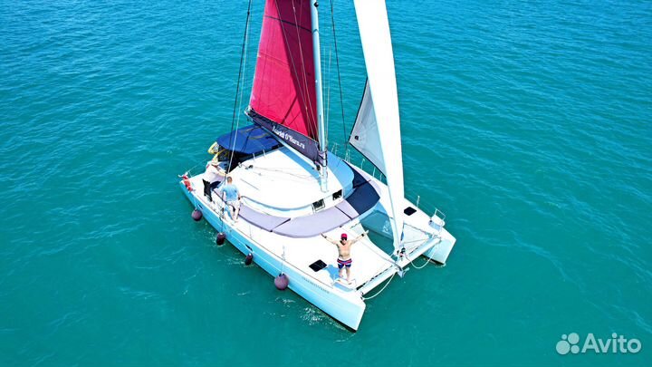 Аренда парусного катамарана в Сочи