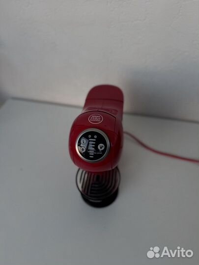 Кофемашина капсульного типа Dolce Gusto Krups geni