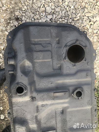 Топливный бак mitsubishi lancer 9