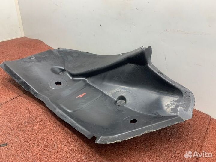 Локер (подкрылок) задний правый Renault Logan 2 L8