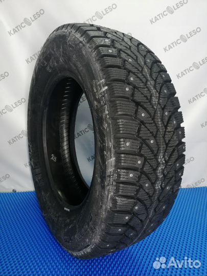 Pirelli Formula Ice 215/65 R16 98T