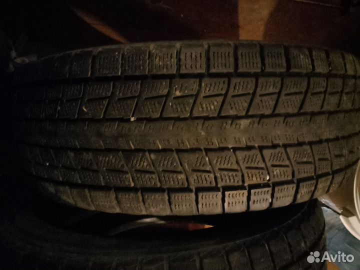 Dunlop Winter Maxx SJ8 225/60 R17 R