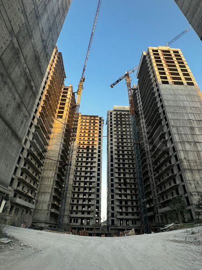 3-к. квартира, 136 м², 4/25 эт.