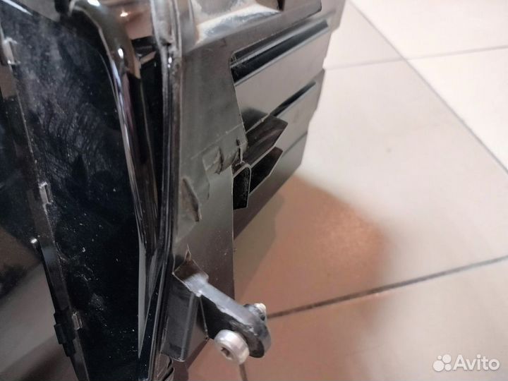 Volkswagen Tiguan Фара правая