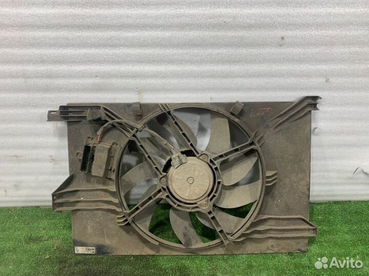 Вентилятор охлаждения радиатора Opel Vectra седан