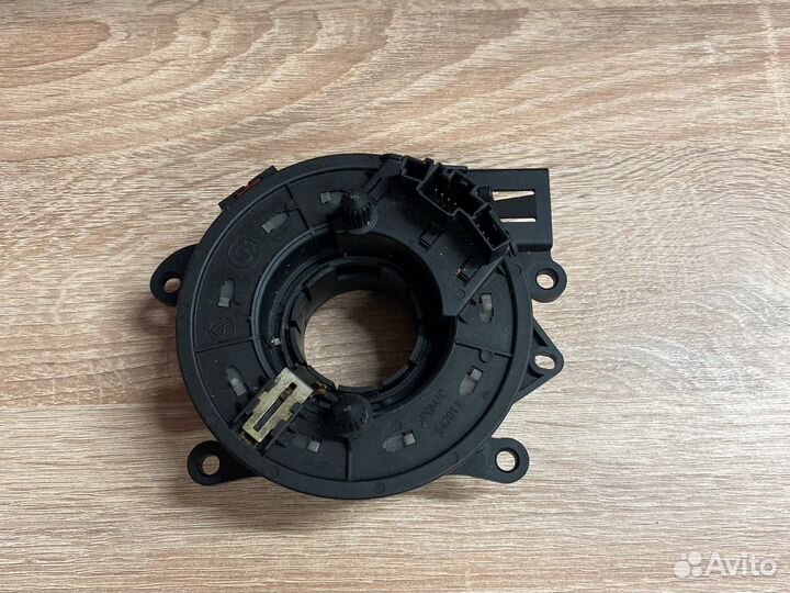 Подрулевой шлейф BMW 61318376443