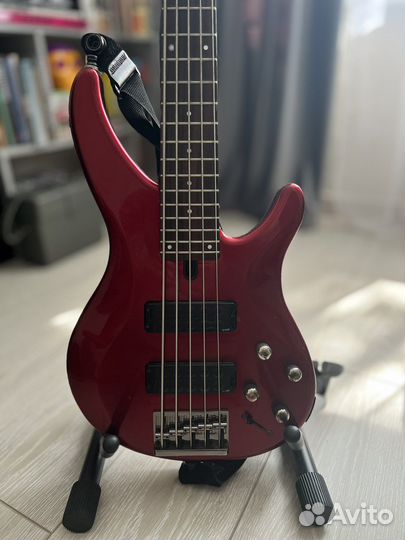 Бас гитара yamaha trbx305 комплект с комбиком