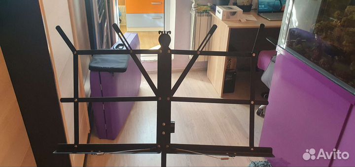 Нотный пульт Soundness GMS-001B металл. с чехлом