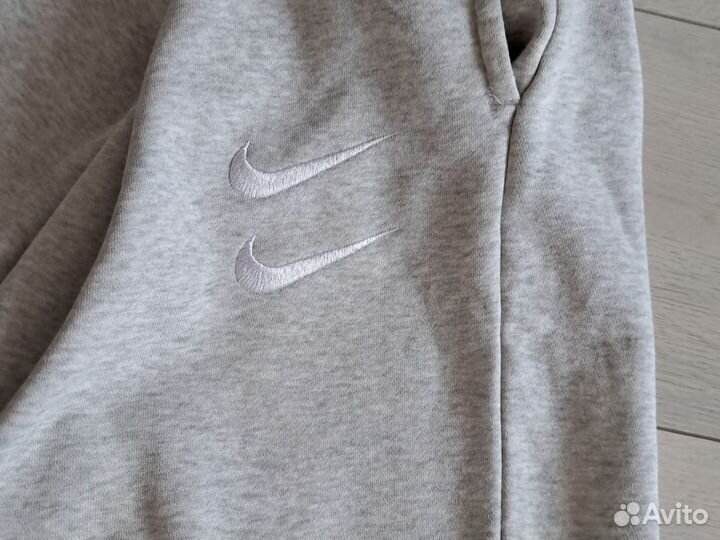 Спортивные штаны nike. L мужские