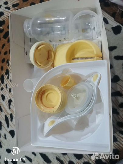 Молокоотсос medela ручной