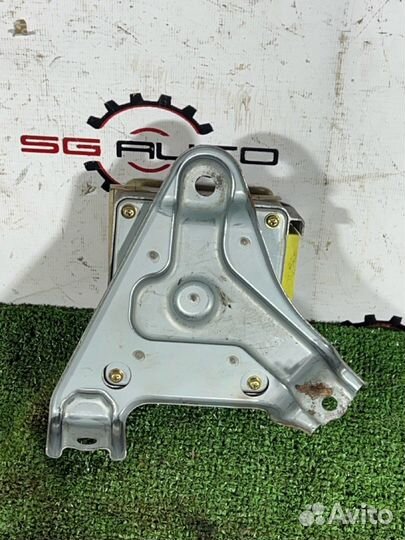 Датчик подушки безопасности Toyota Celica ZZT231