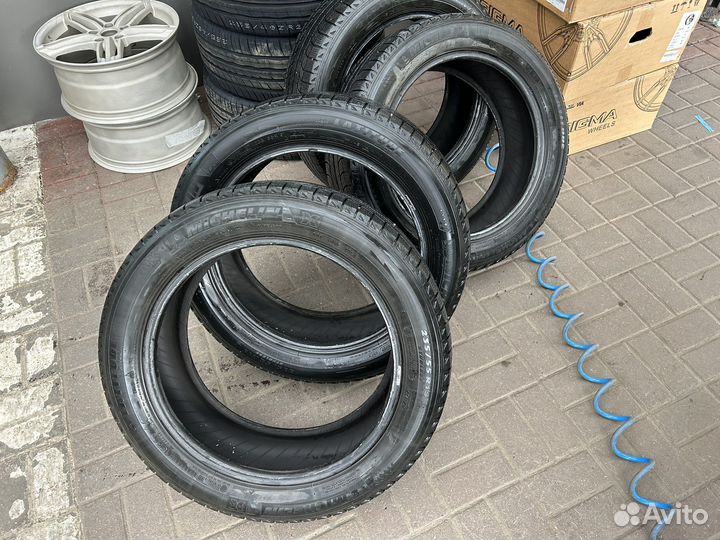 Michelin Latitude X-Ice 235/55 R19 101H