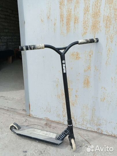 Трюковой самокат