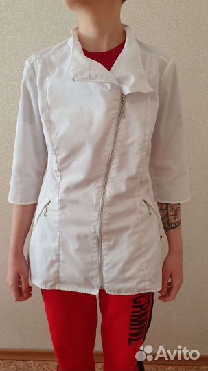 Медицинский халат косметолога