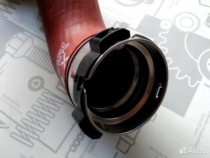 Патрубок интеркулера прав mercedes Новый Оригинал