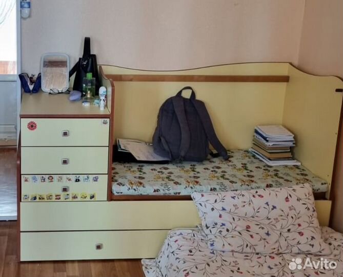 Детская кроватка