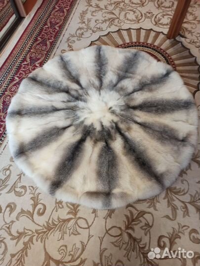 Ковер из меха песца