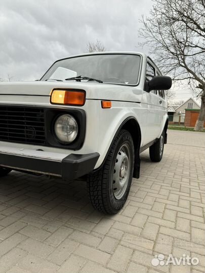 LADA 4x4 (Нива) 1.7 МТ, 2011, 147 636 км