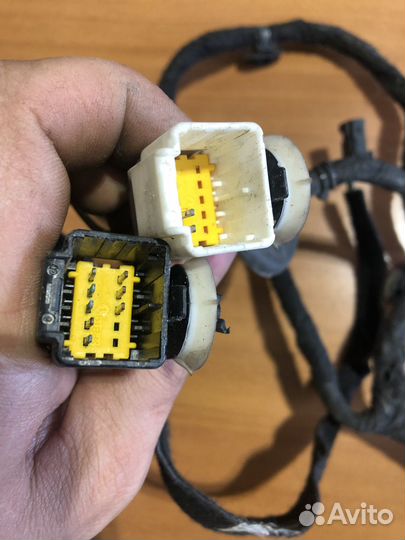 Проводка двери передней левой citroen C4 B7