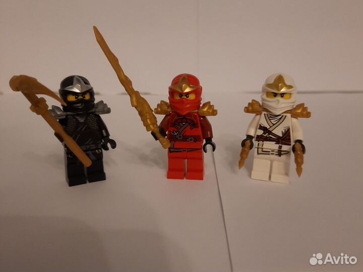 Lego ninjago минифигурки лот ZX