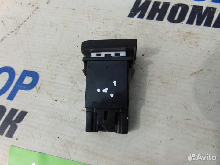 Кнопка противотуманки для Hyundai Elantra 3 2000